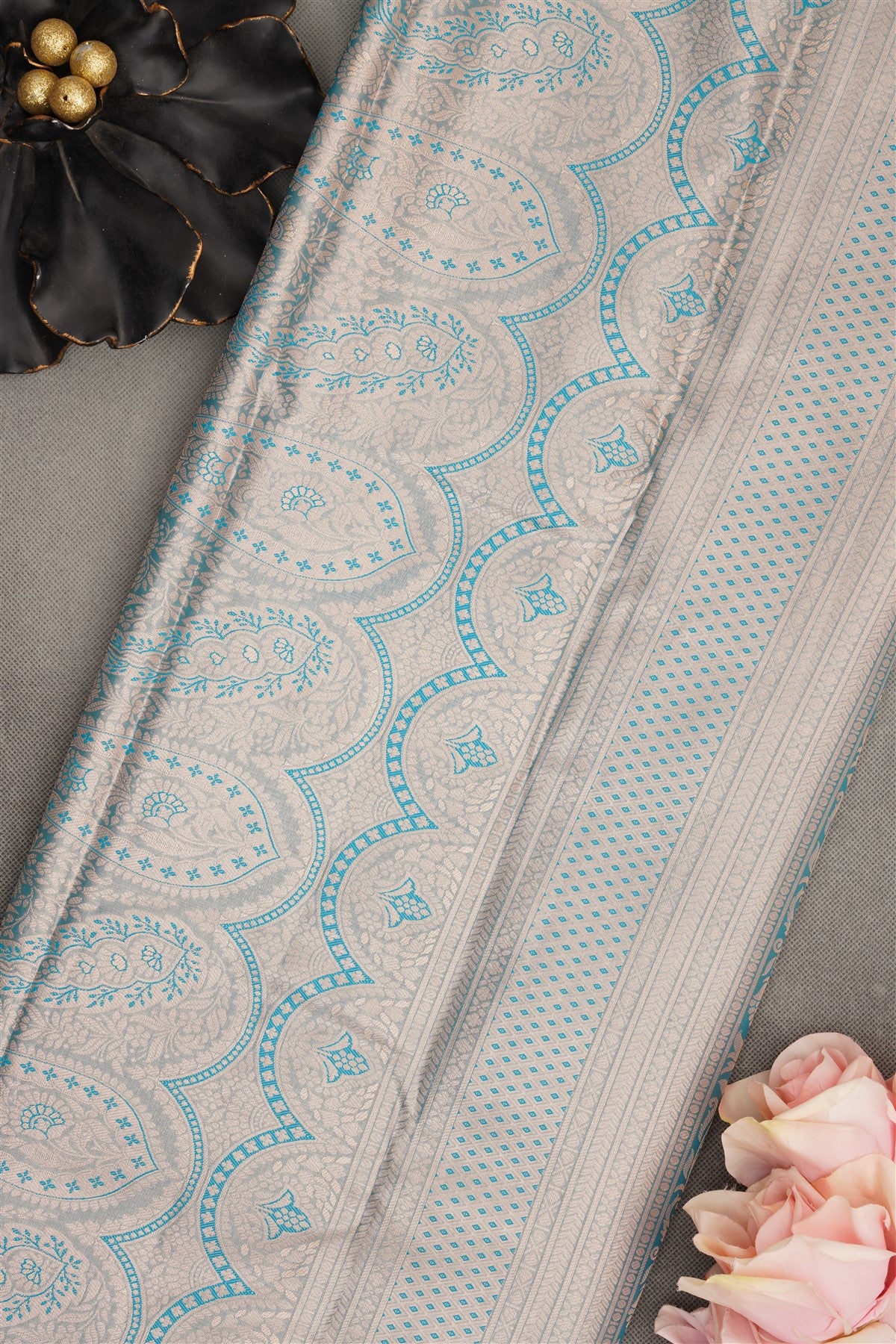 Semi Kanchipuram Silk Blend Cream Saree