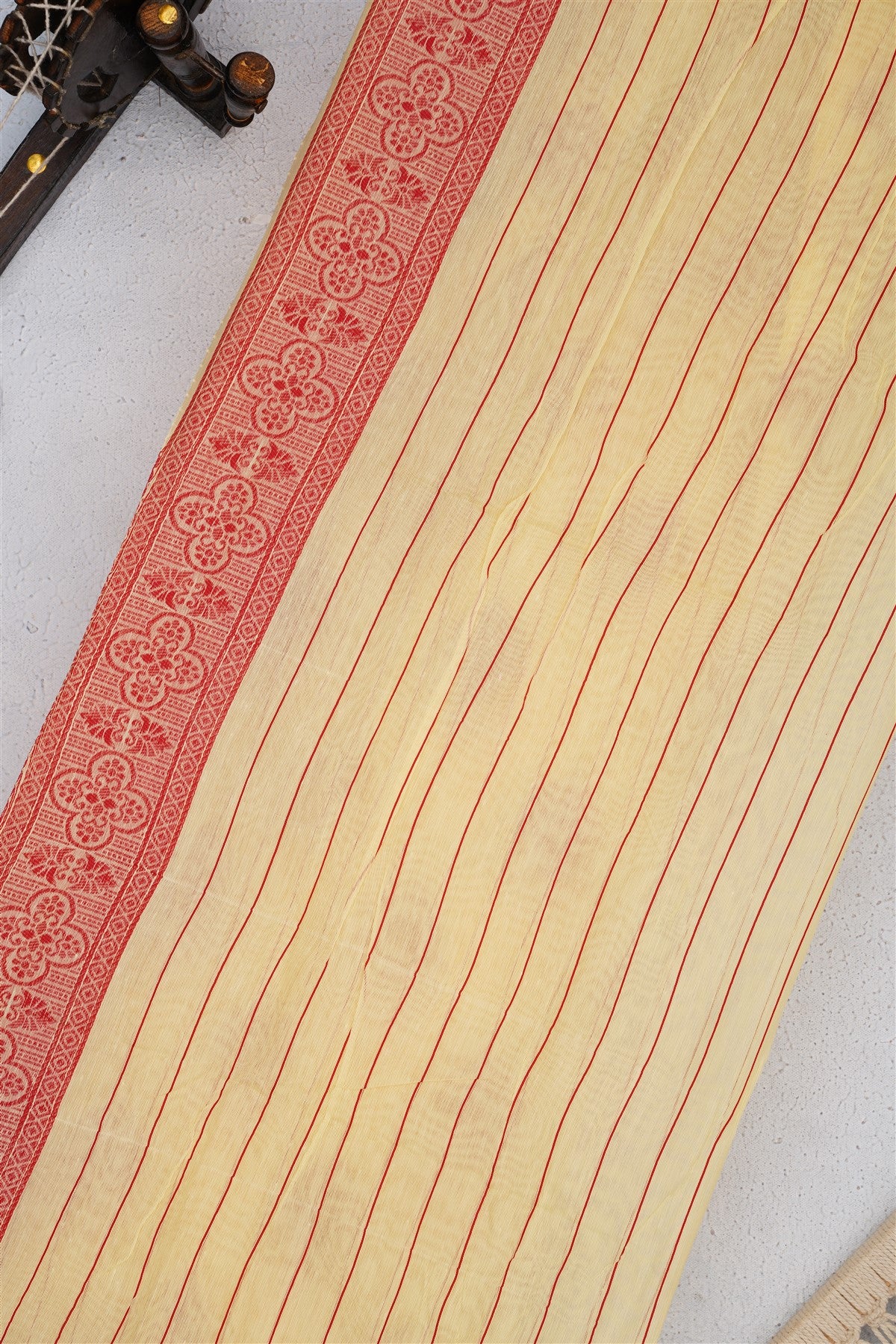 Bhagalpur Puliya Cotton Light Yellow Saree