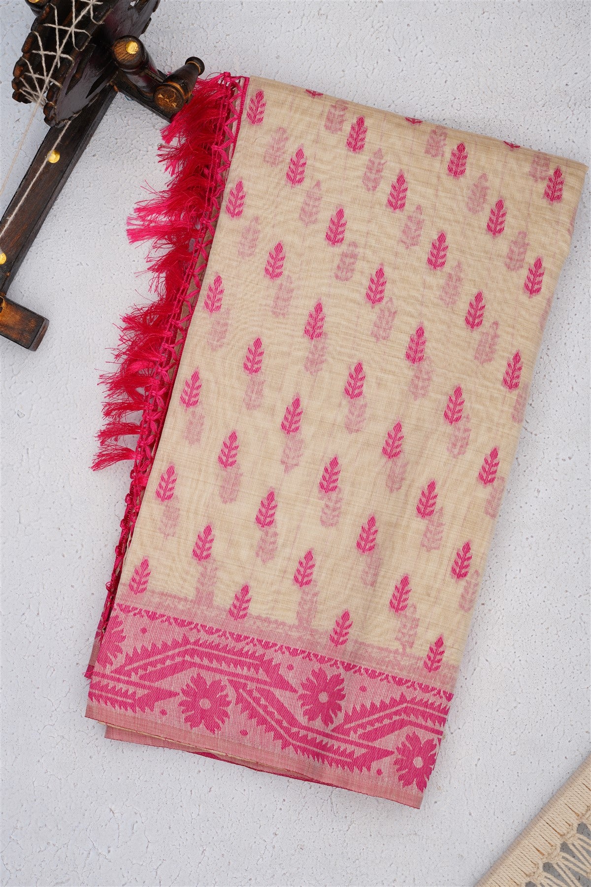 Bhagalpur Puliya Cotton Cream Saree