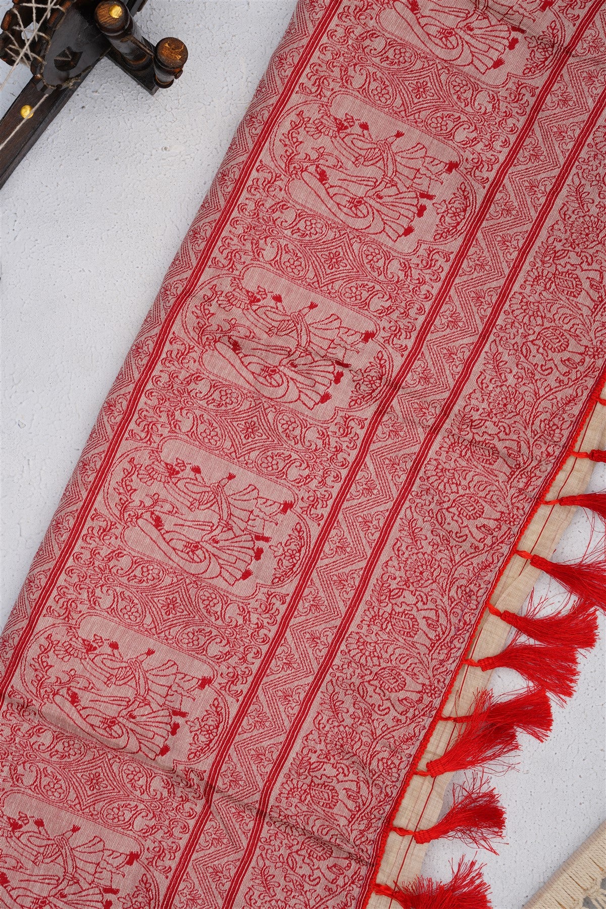 Bhagalpur Puliya Cotton Cream Saree