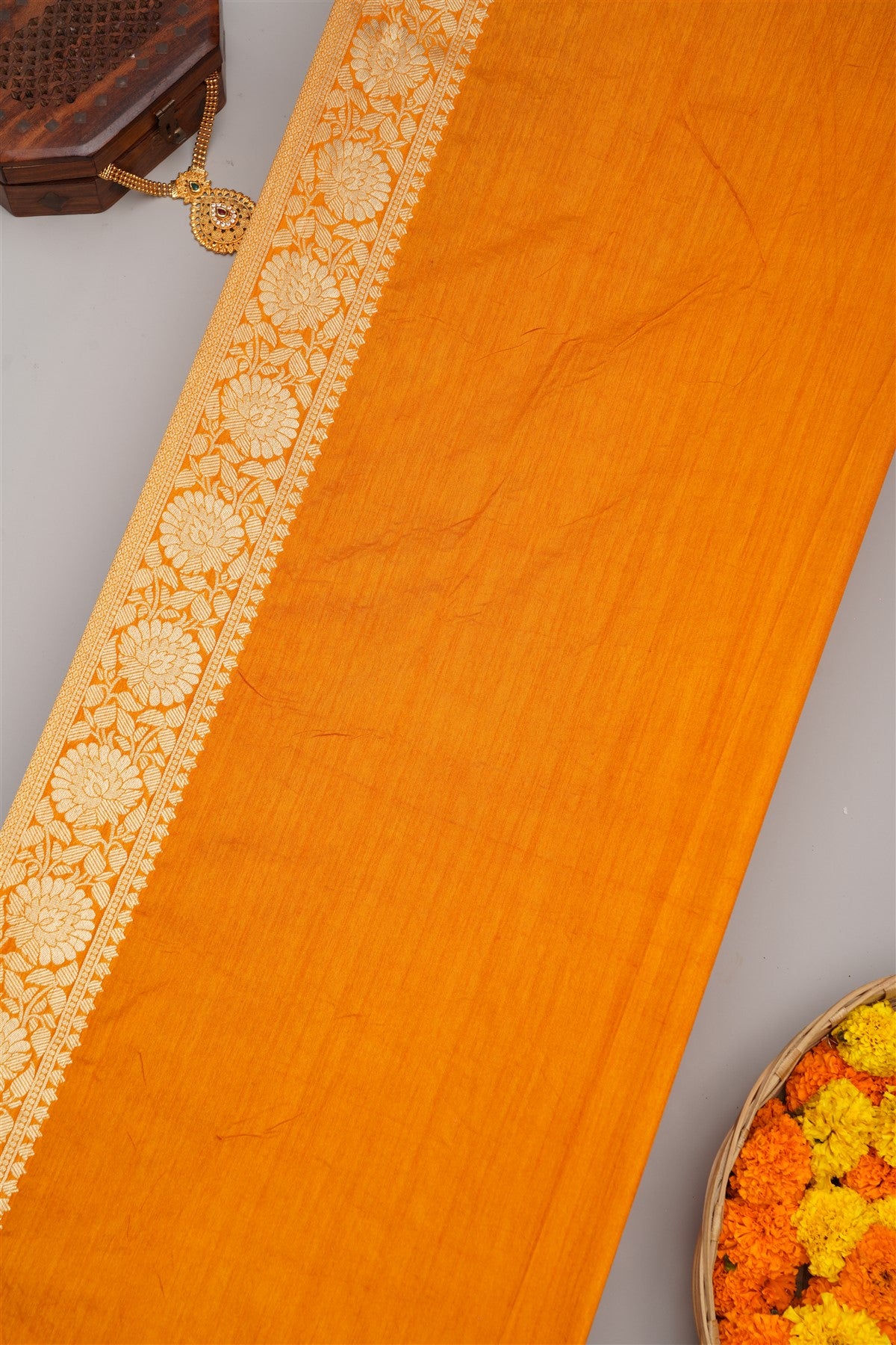 Banarasi Semi Kaddi Georgette Violet Saree