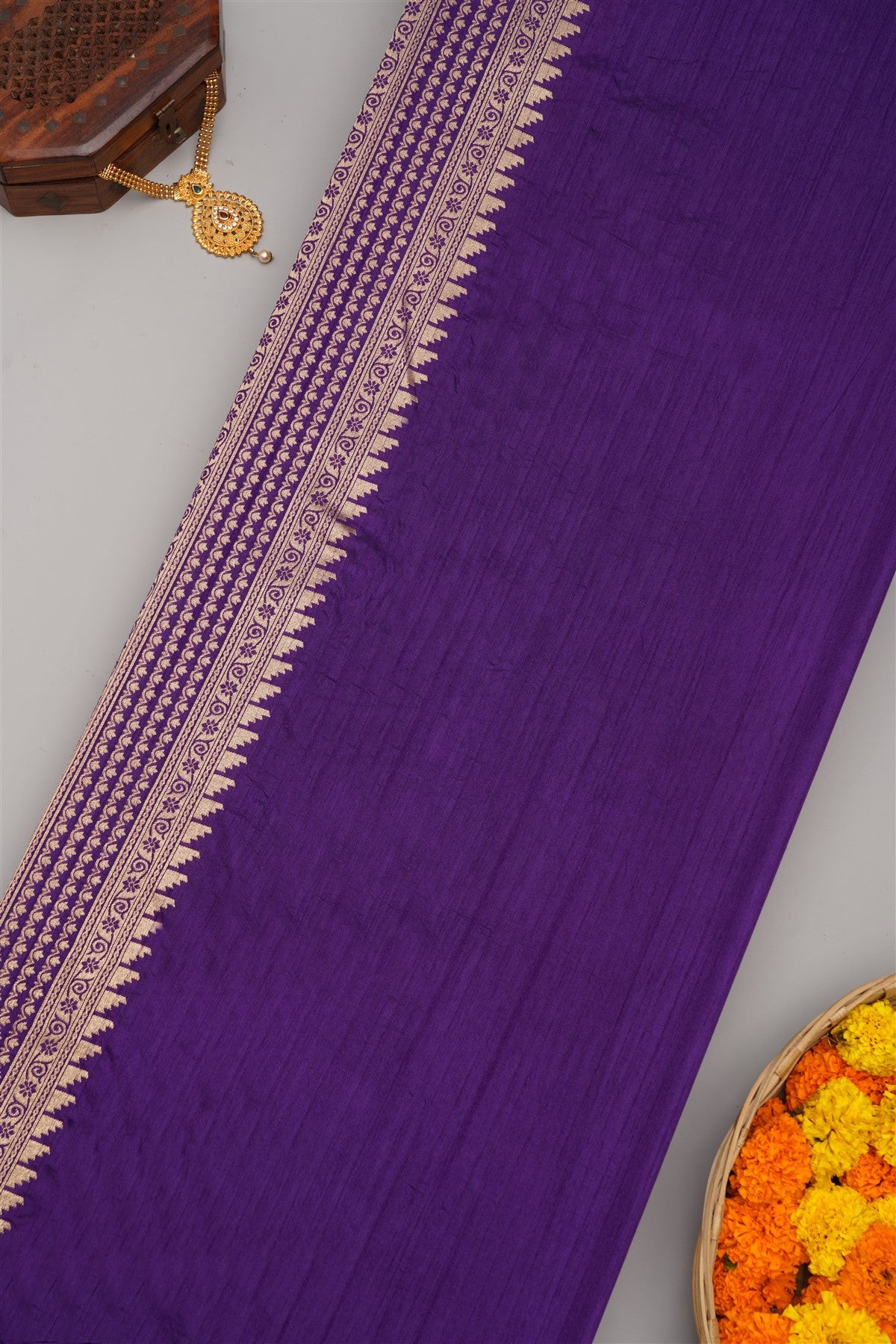 Banarasi Semi Kaddi Georgette Dark Pink Saree