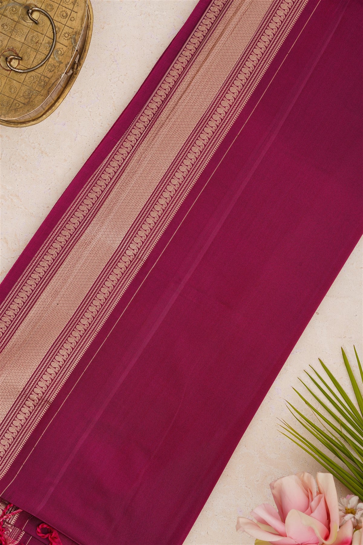 Semi Pattu Silk Blend Light Green Saree