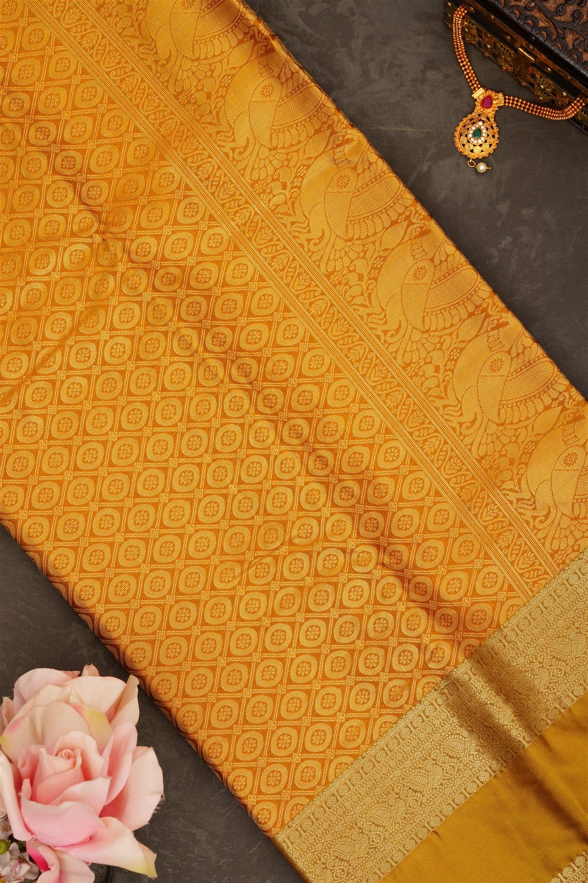 Semi Pattu Silk Blend Magenta Saree
