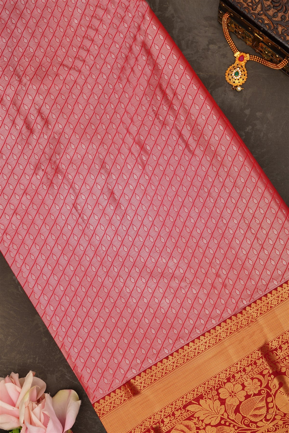 Semi Pattu Silk Blend Green Saree