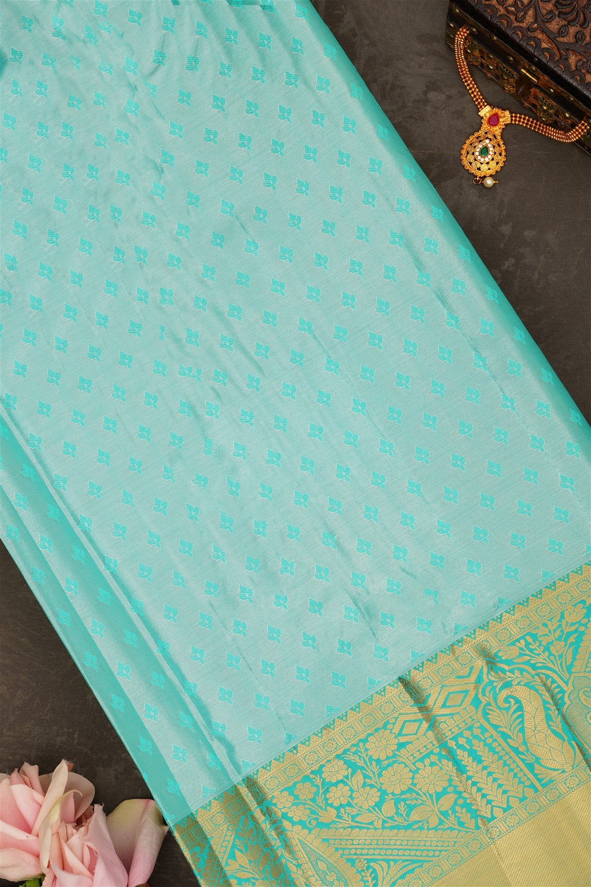 Semi Pattu Silk Blend Cream Saree