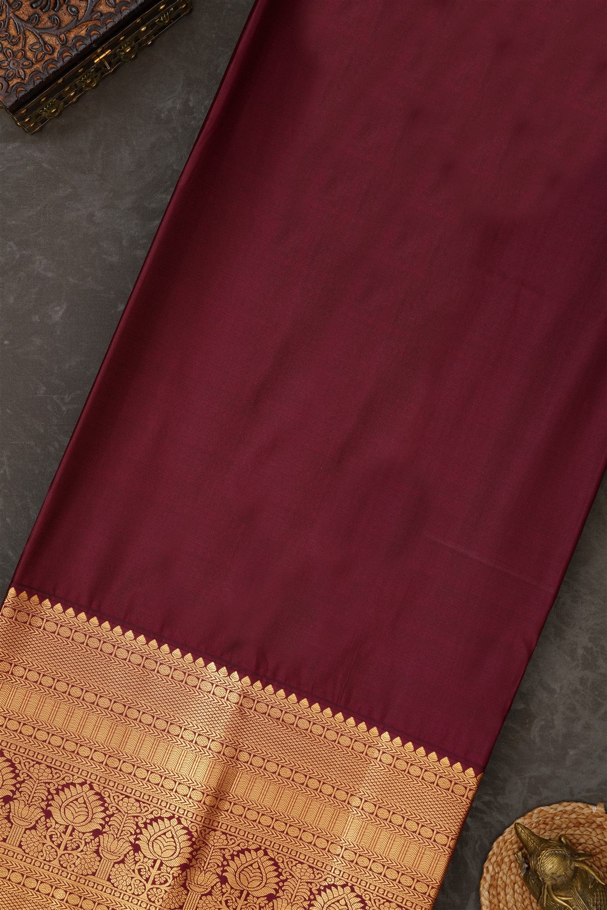 Semi Kanchipuram Silk Blend Green Saree