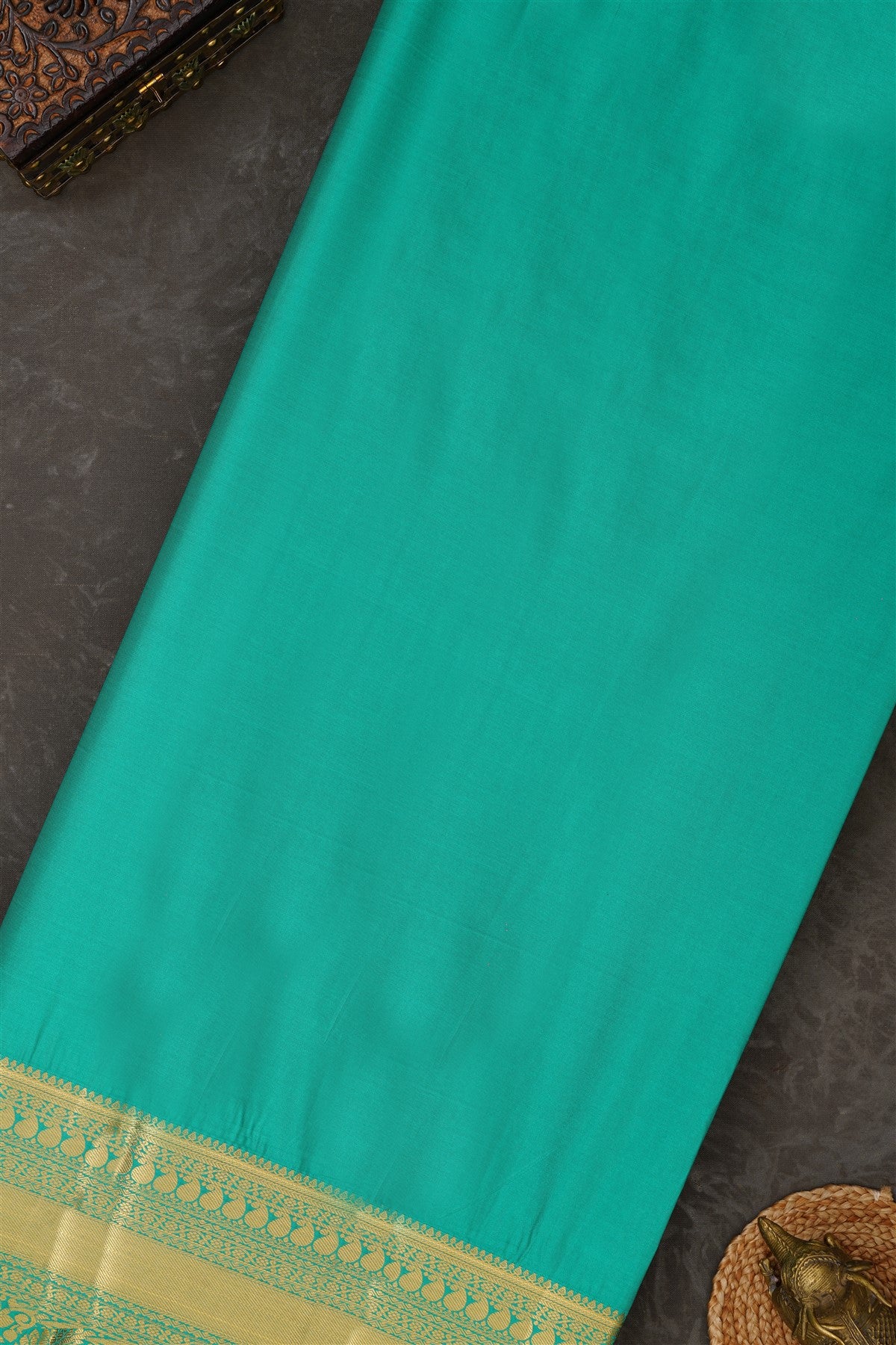 Semi Kanchipuram Silk Blend Magenta Saree