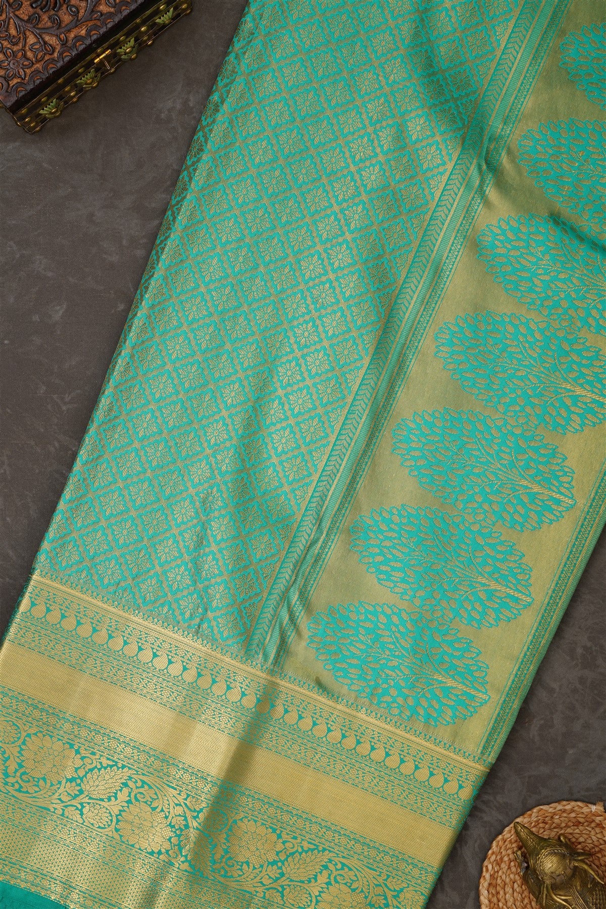 Semi Kanchipuram Silk Blend Baby Pink Saree