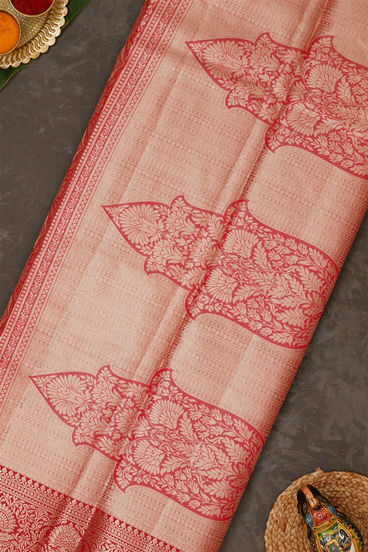Semi Pattu Silk Blend Green Saree