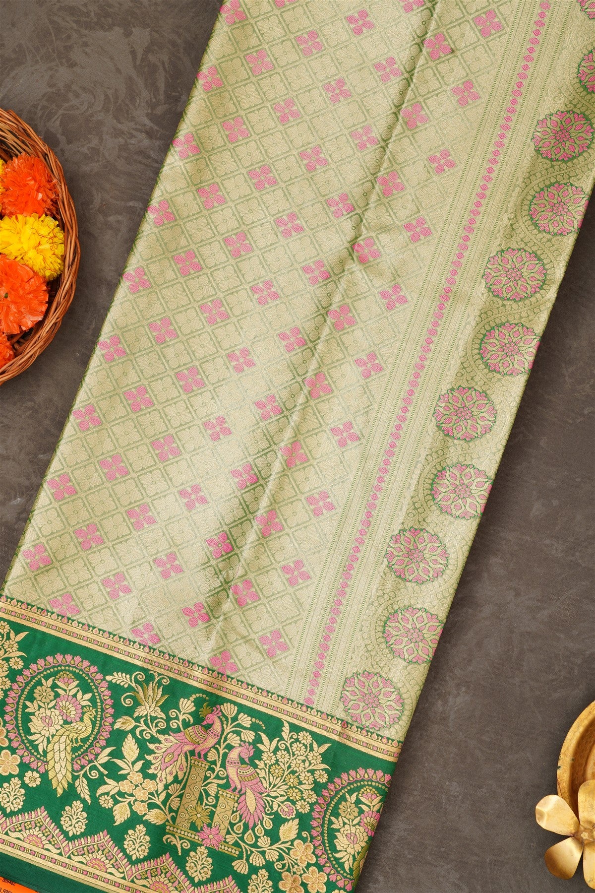 Semi Pattu Silk Blend Pink Saree