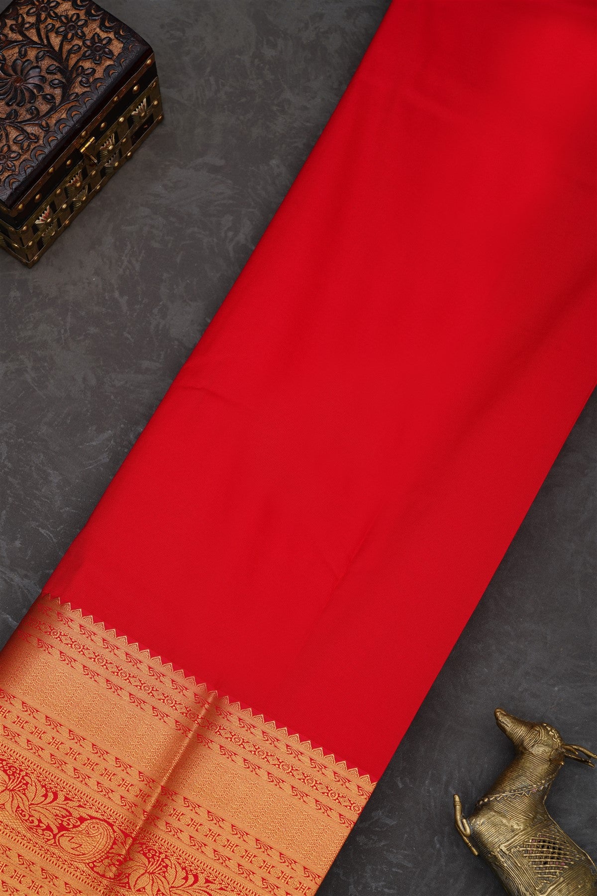 Semi Pattu Silk Blend Yellow Saree
