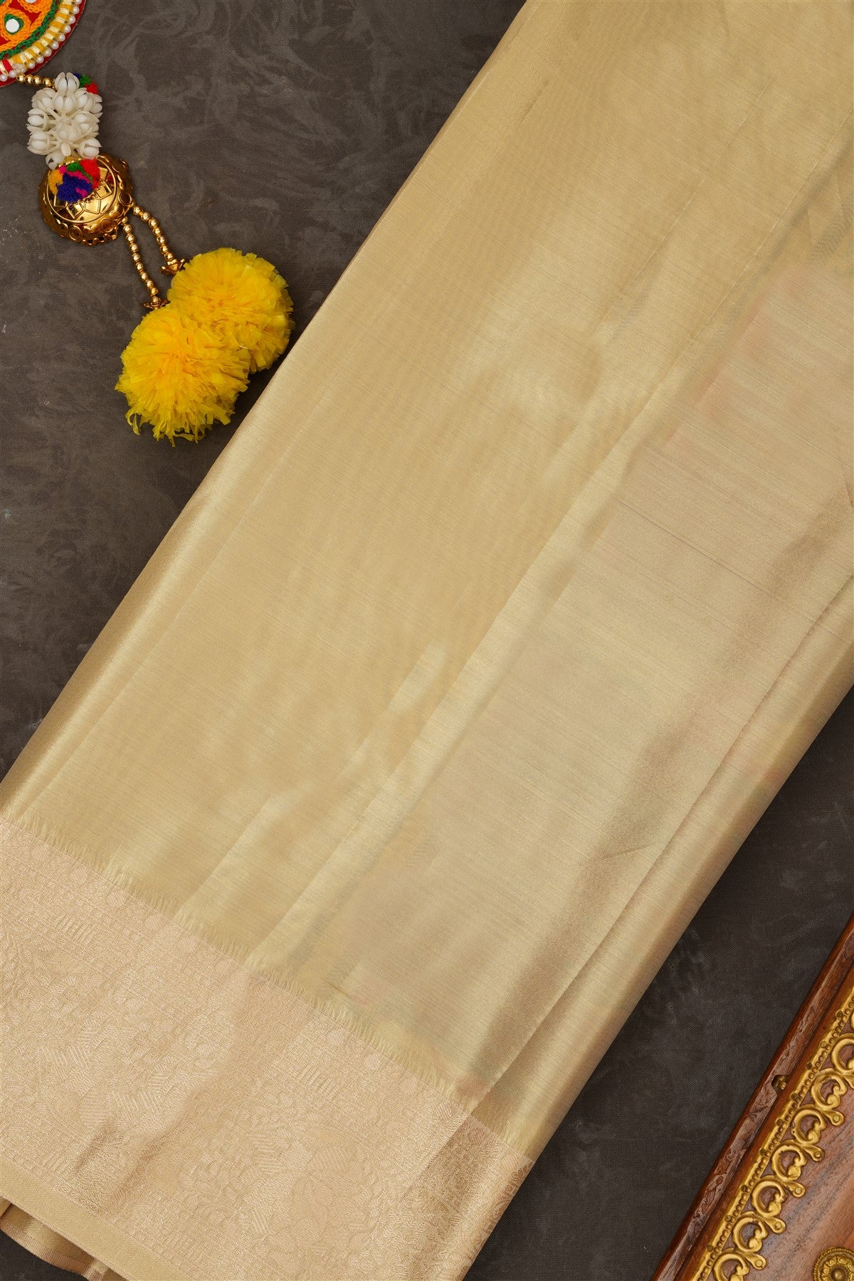 Semi Kanchipuram Tissue Silk Cream Saree