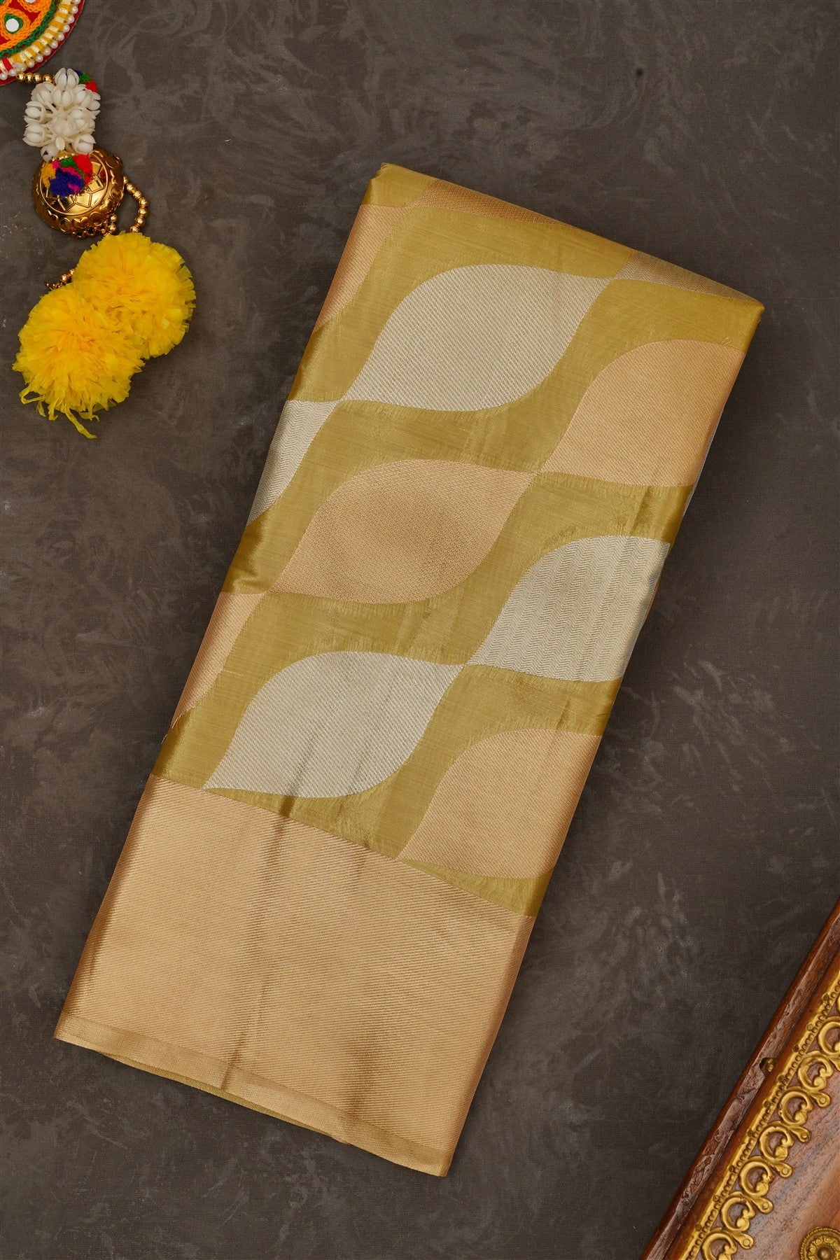 Semi Kanchipuram Tissue Silk Green Saree