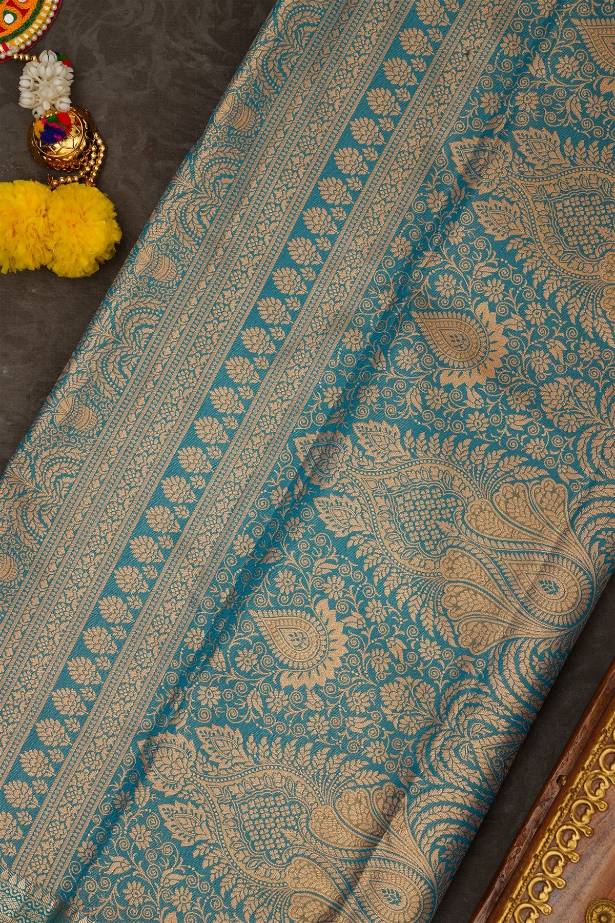 Semi Kanchipuram Tissue Silk Dual Shade Saree