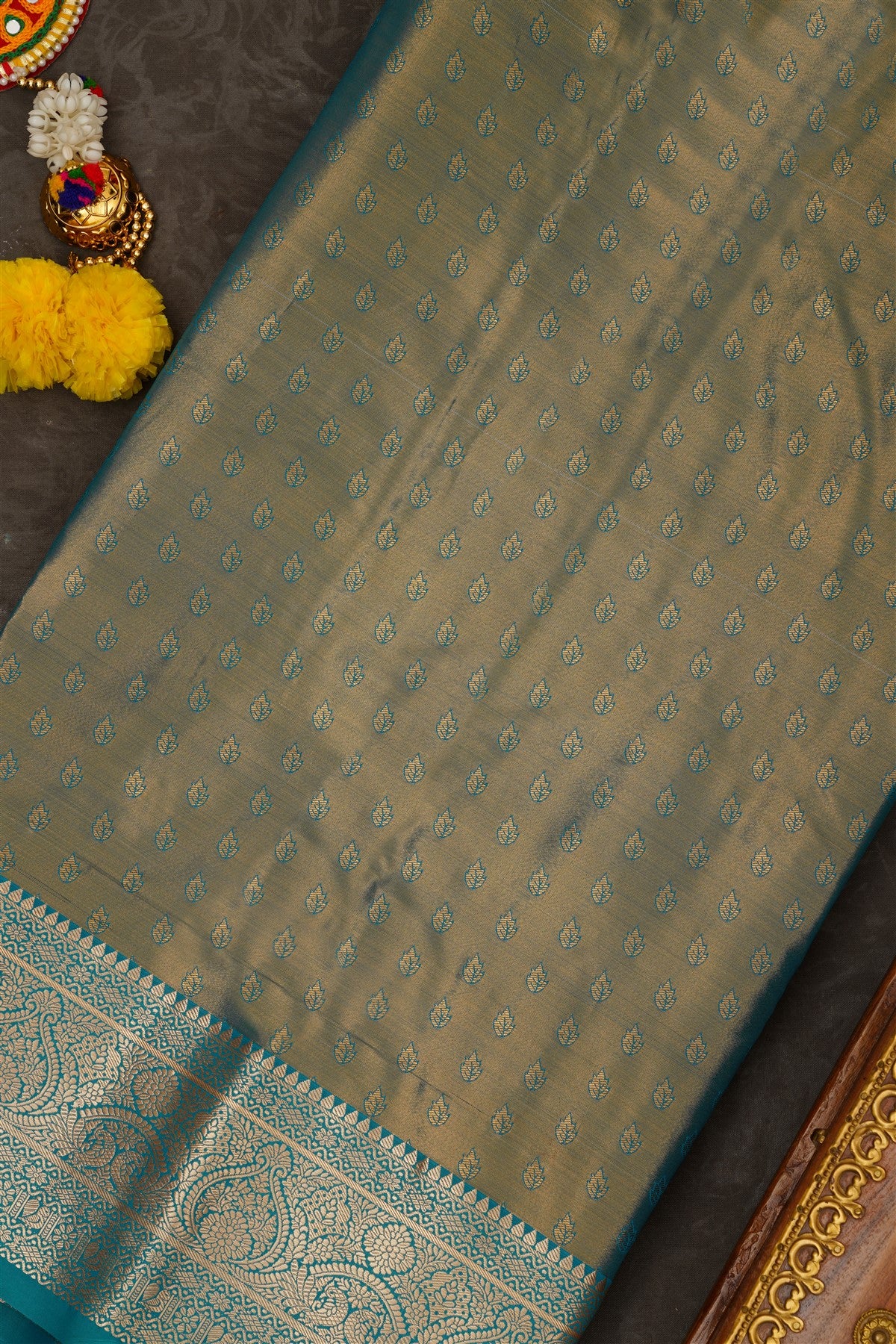 Semi Kanchipuram Tissue Silk Dual Shade Saree
