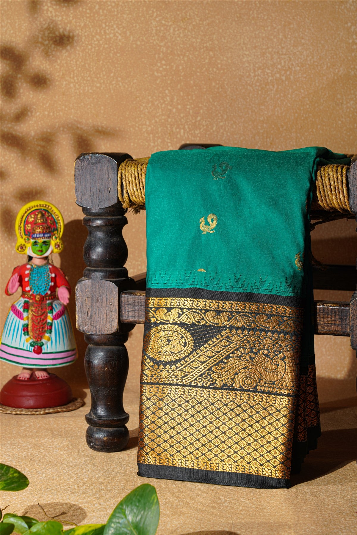 Gadwal Silk Blend Green Saree