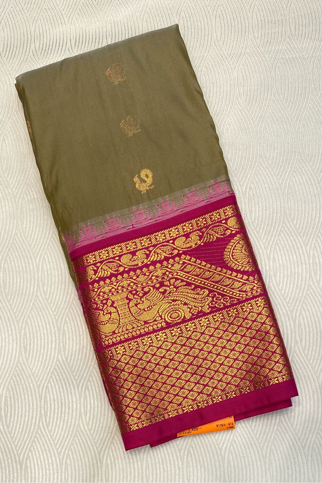 Semi Pattu Silk Blend Light Green Saree