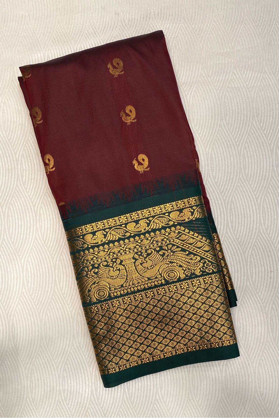 Semi Pattu Silk Blend Maroon Saree