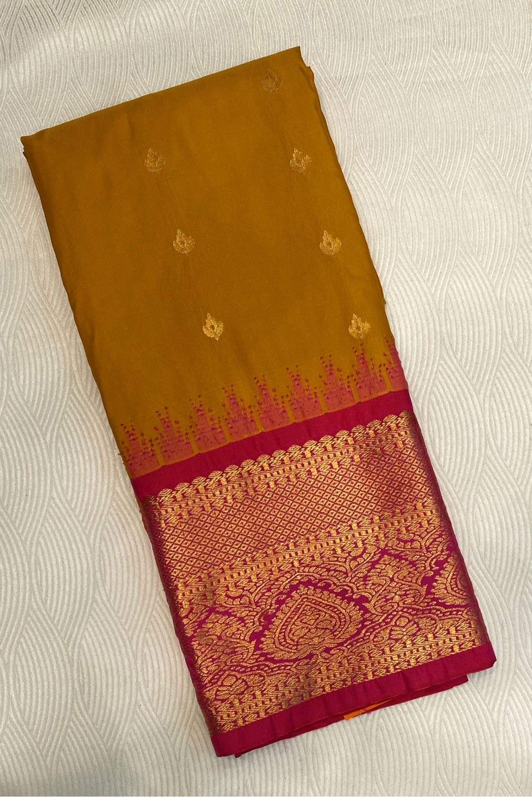 Semi Pattu Silk Blend Yellow Saree