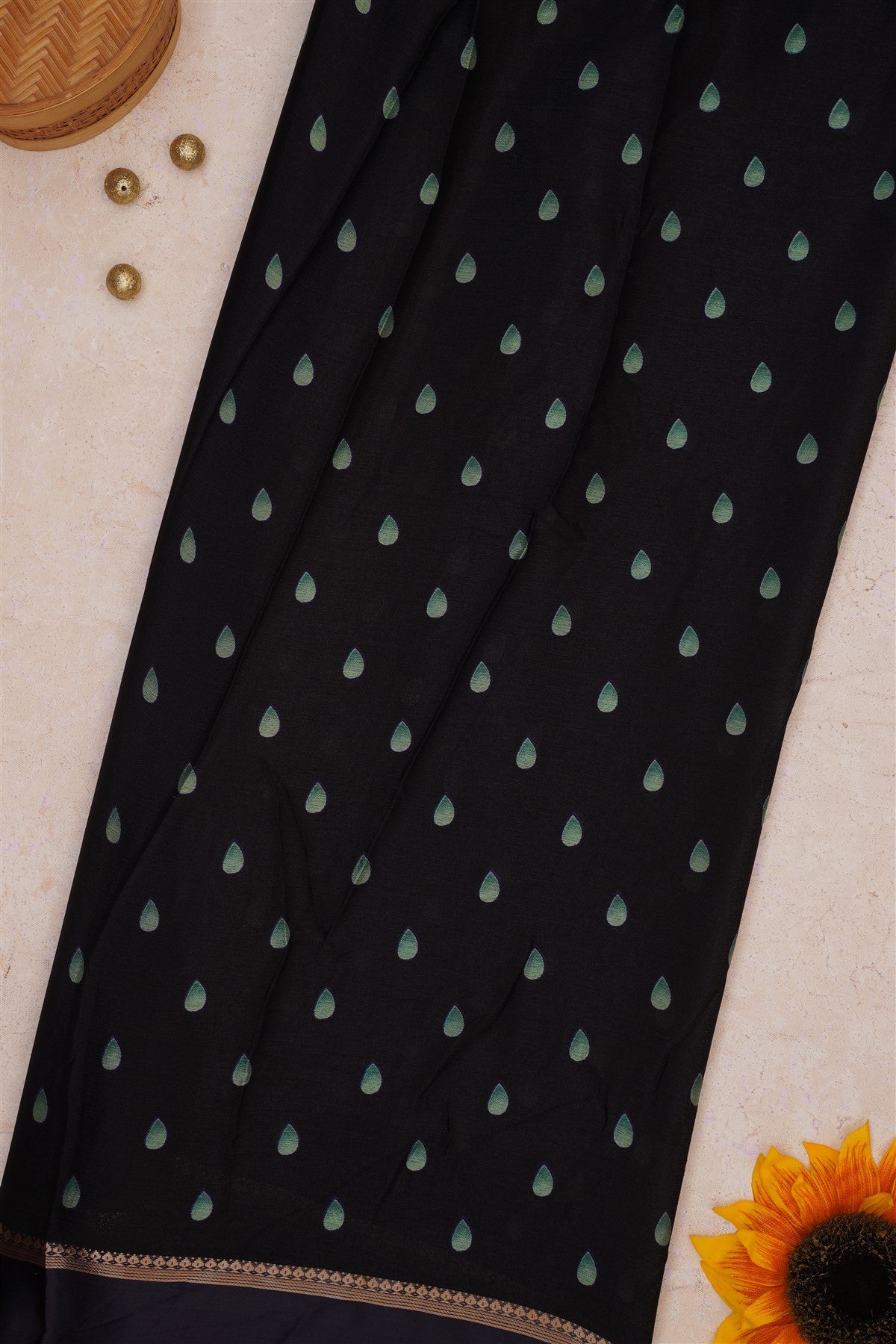 SKU-319323