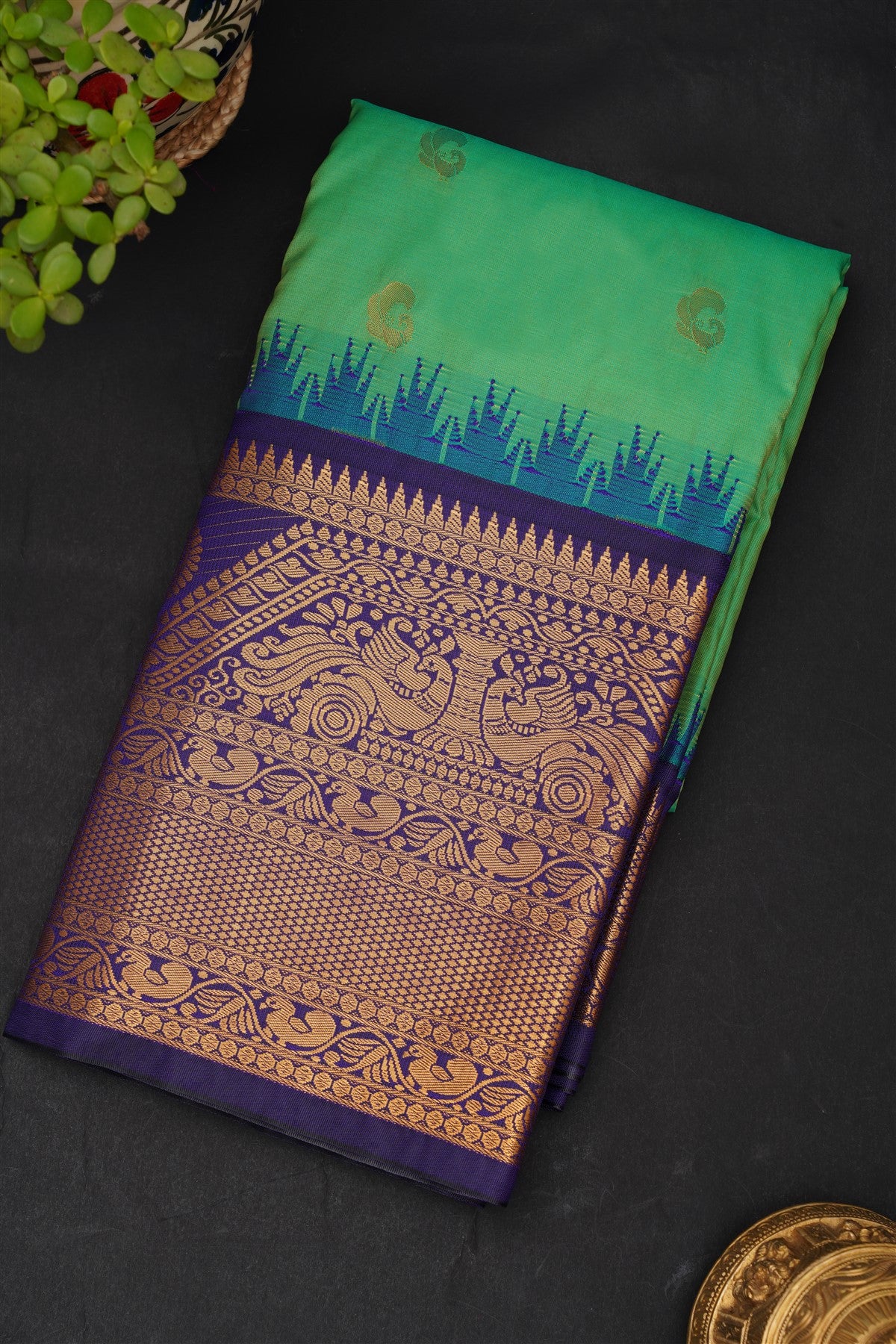 Gadwal Silk Blend Light Green Saree