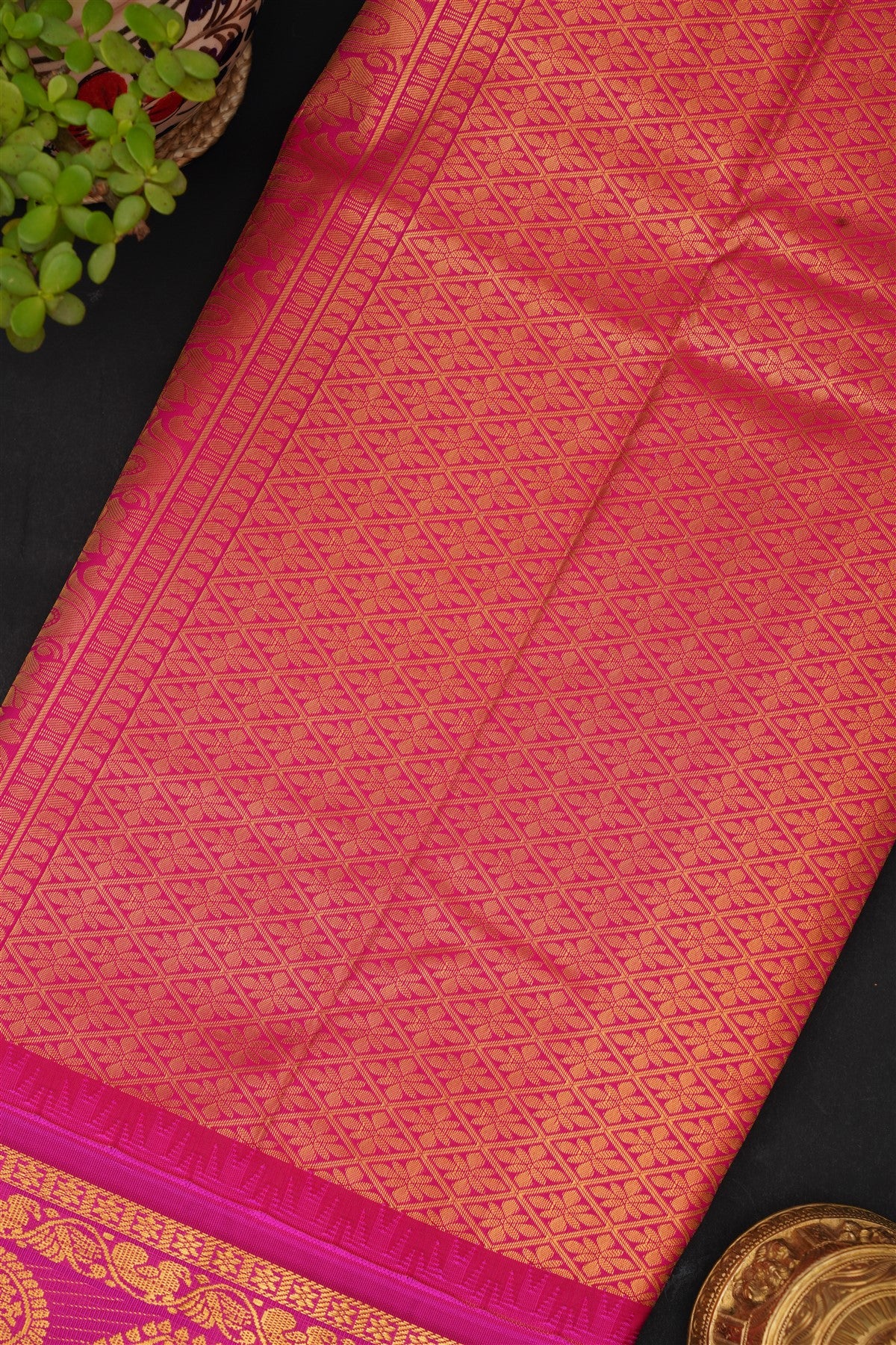 Gadwal Silk Blend Light Green Saree