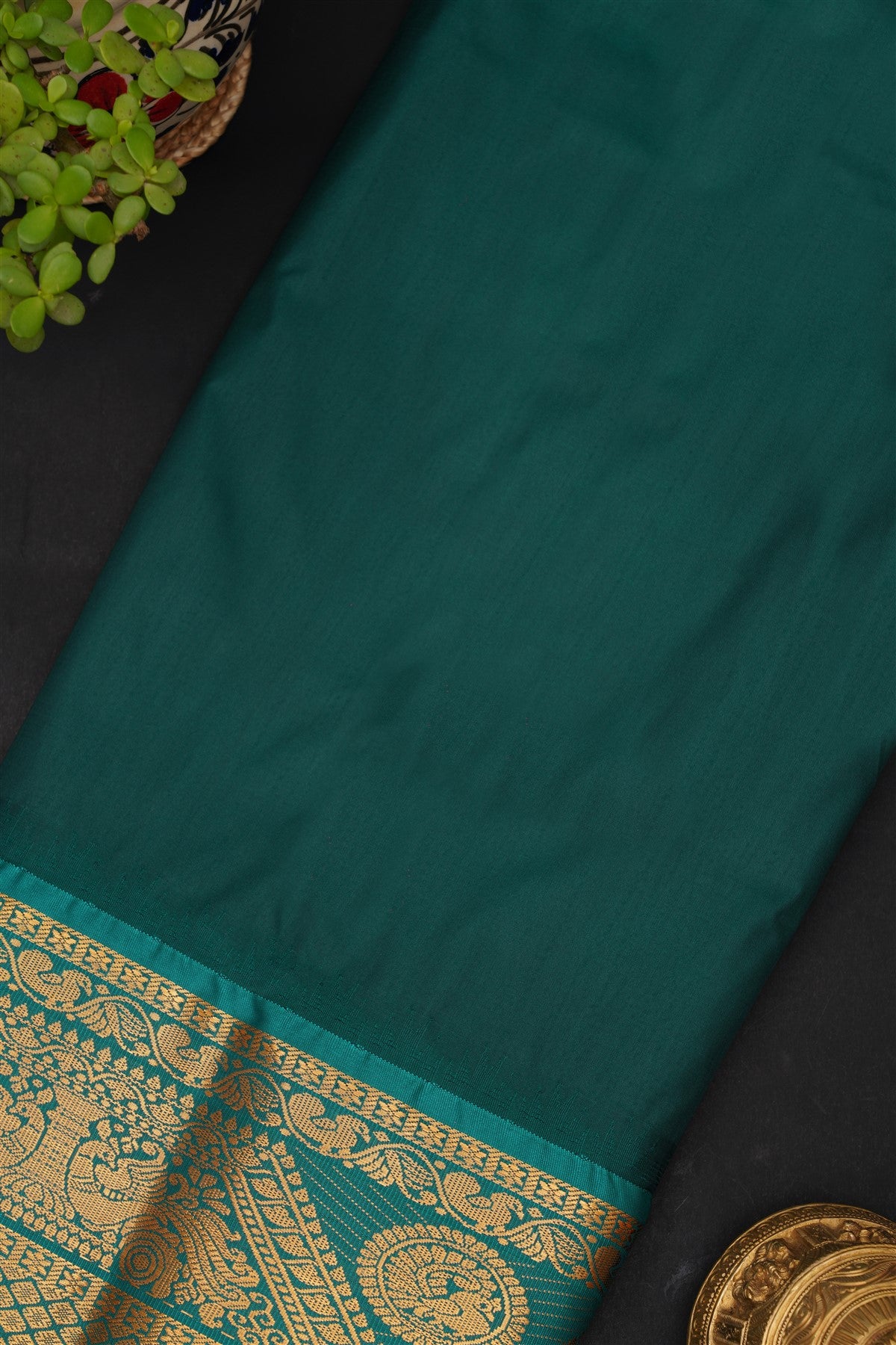 Gadwal Silk Blend Oil Mustard Saree