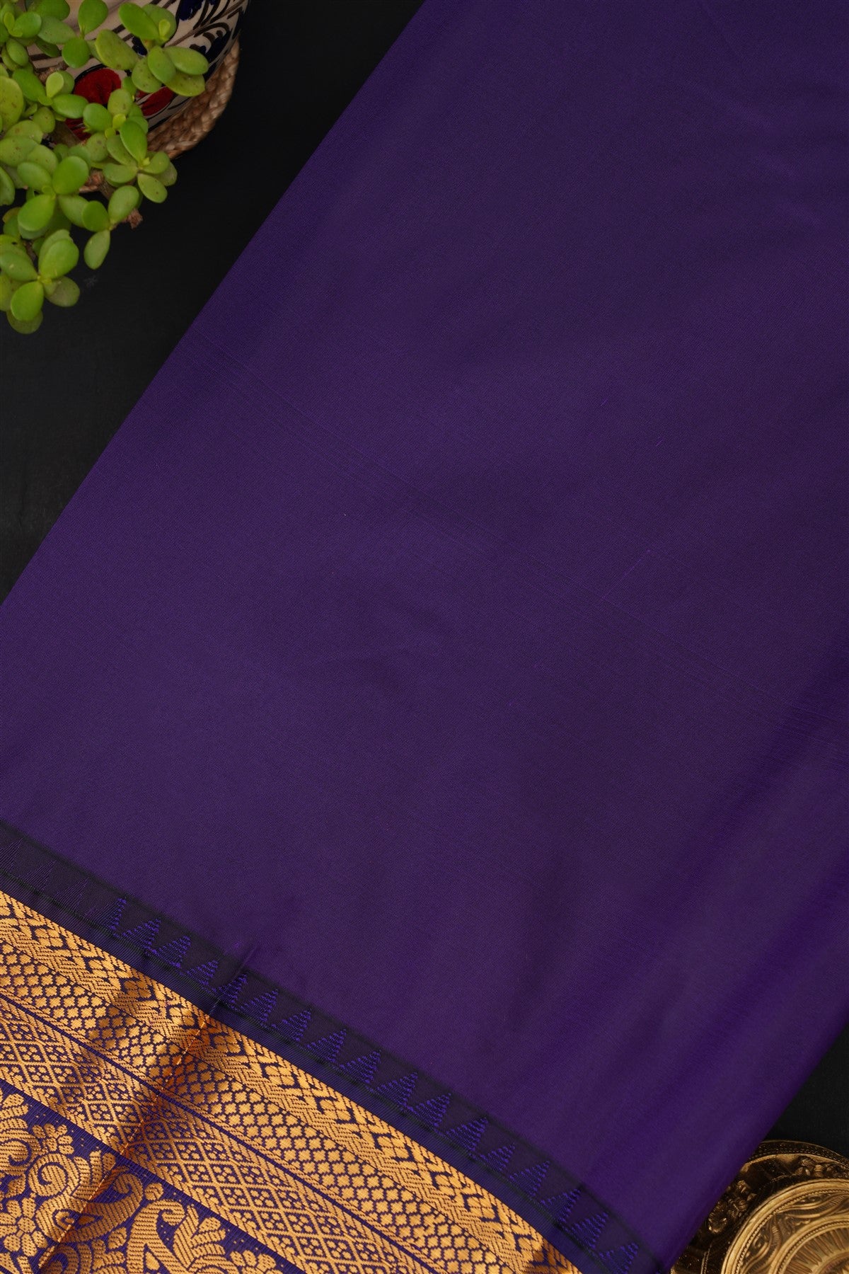 Gadwal Silk Blend Brick Saree