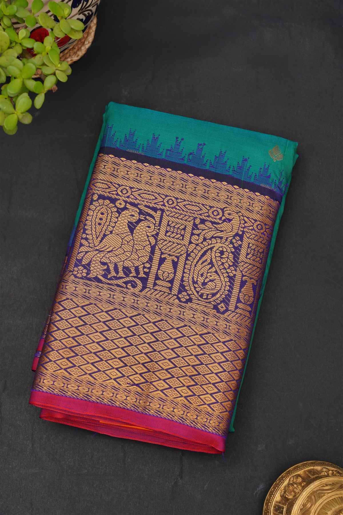 Gadwal Silk Blend Green Saree