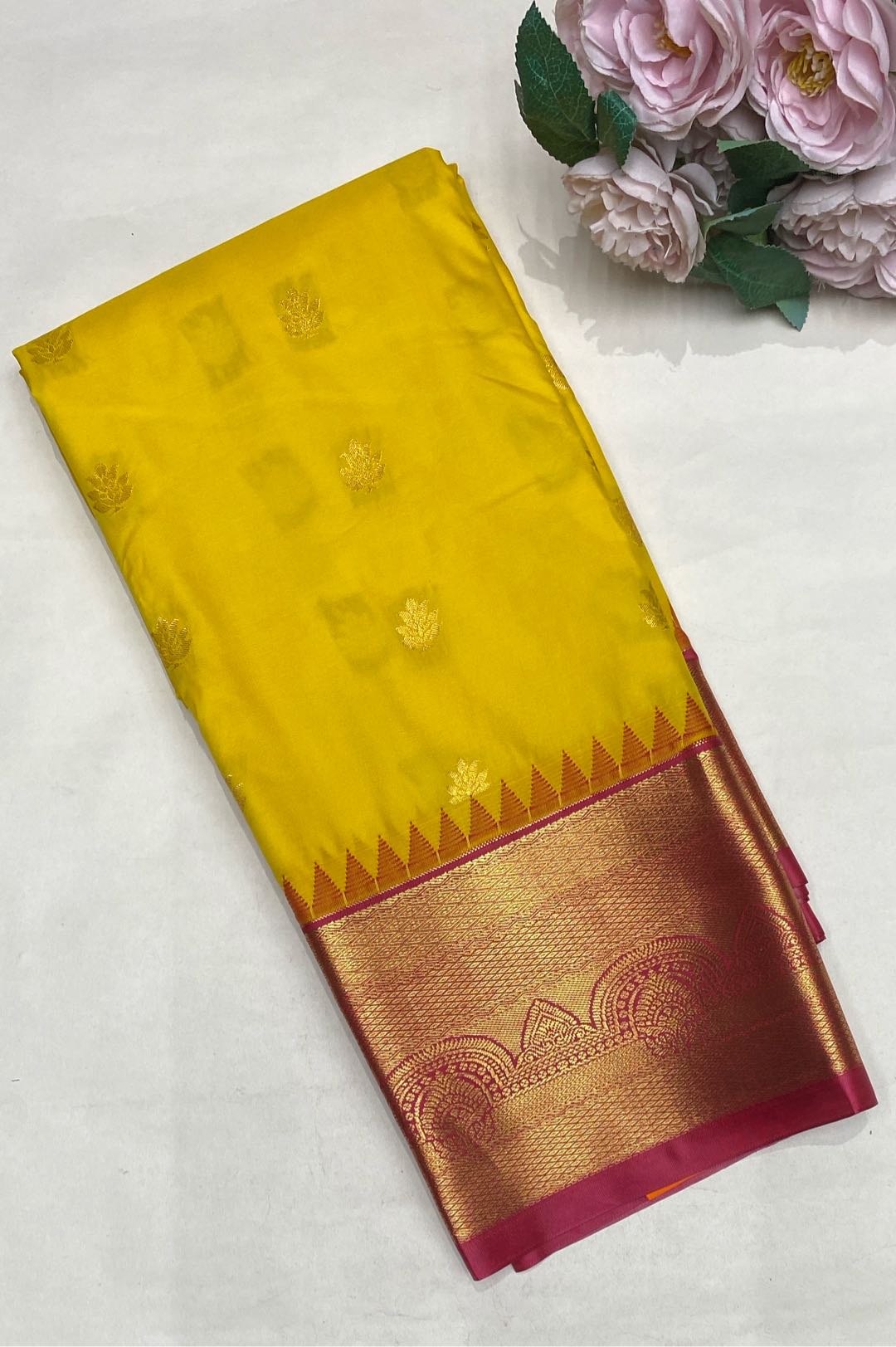 Gadwal Silk Blend Yellow Saree