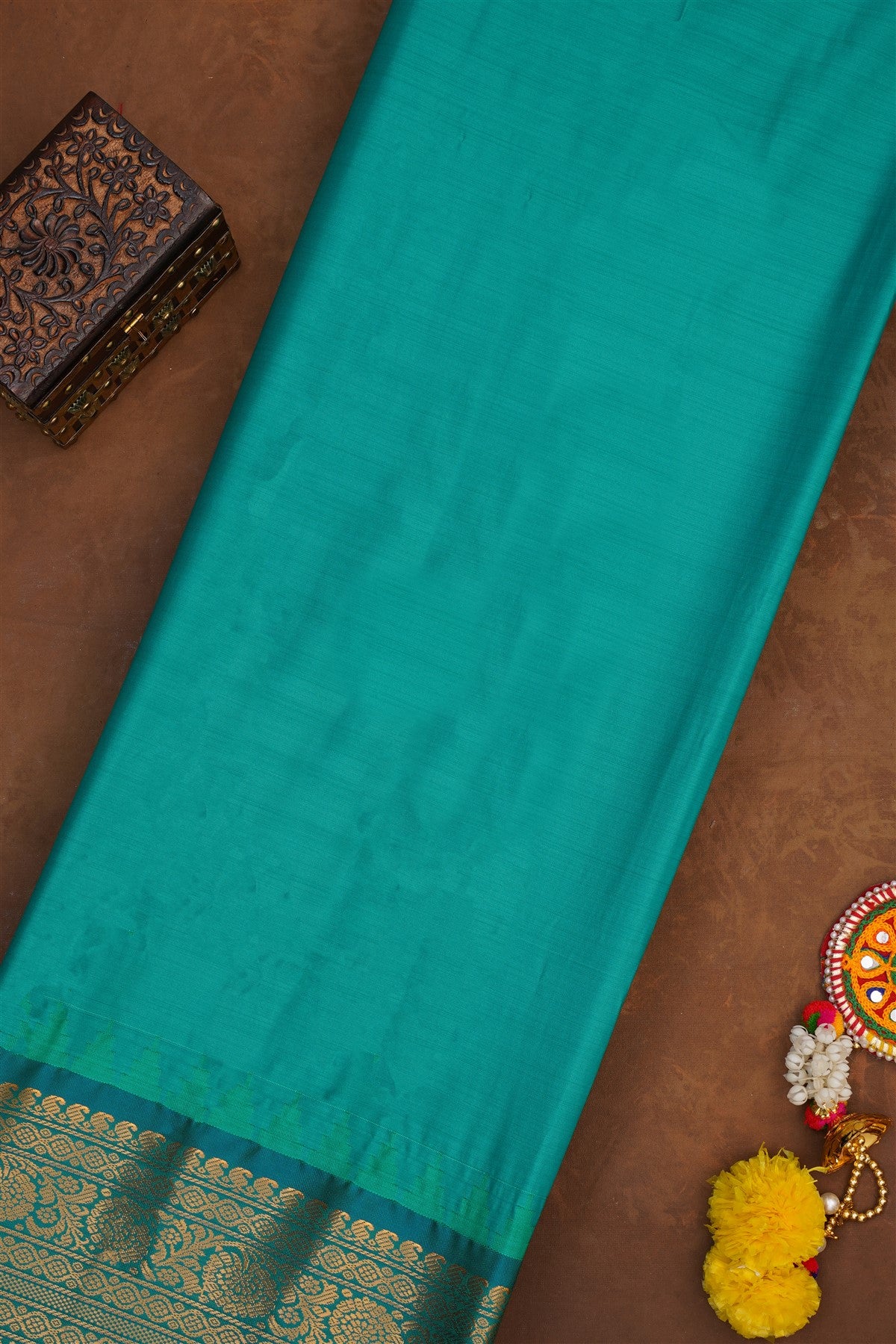 Handloom Semi Gadwal Royal Blue Saree
