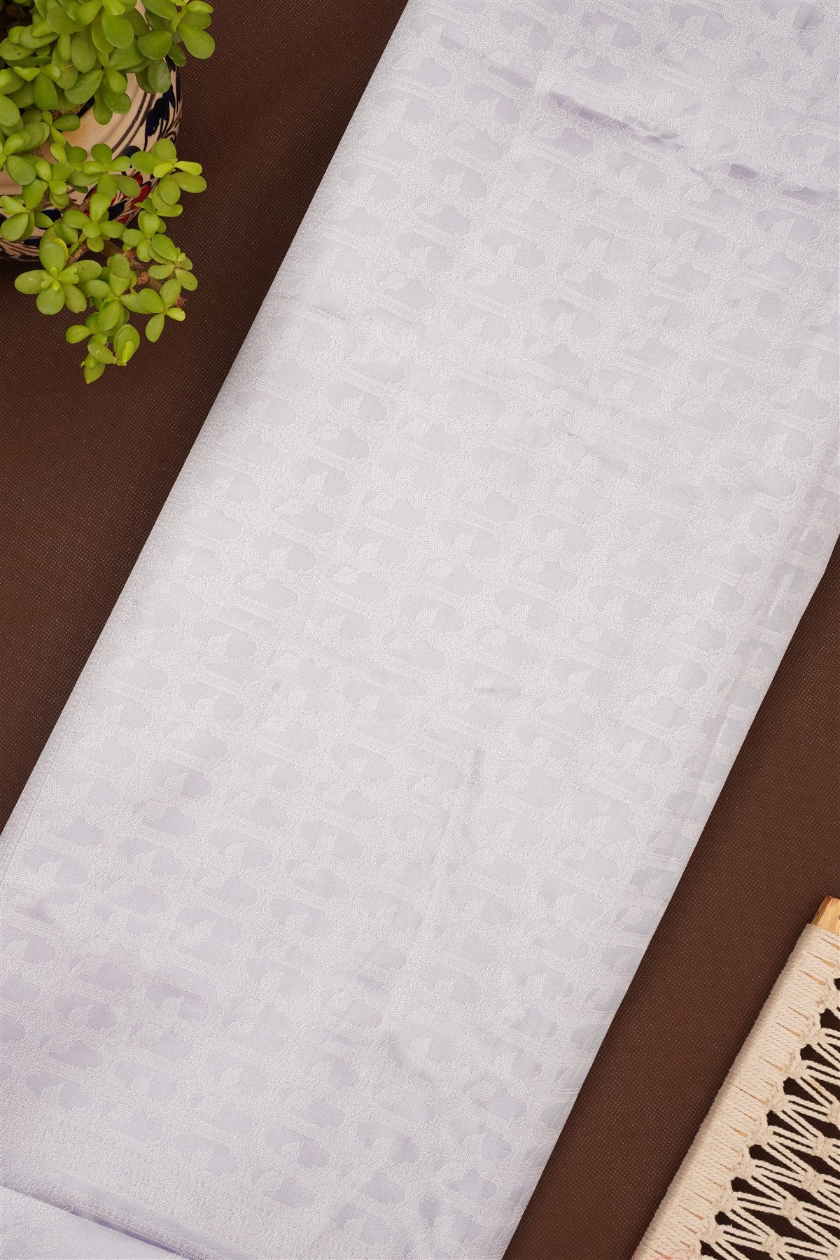 Semi Pattu Silk Blend Silver Saree