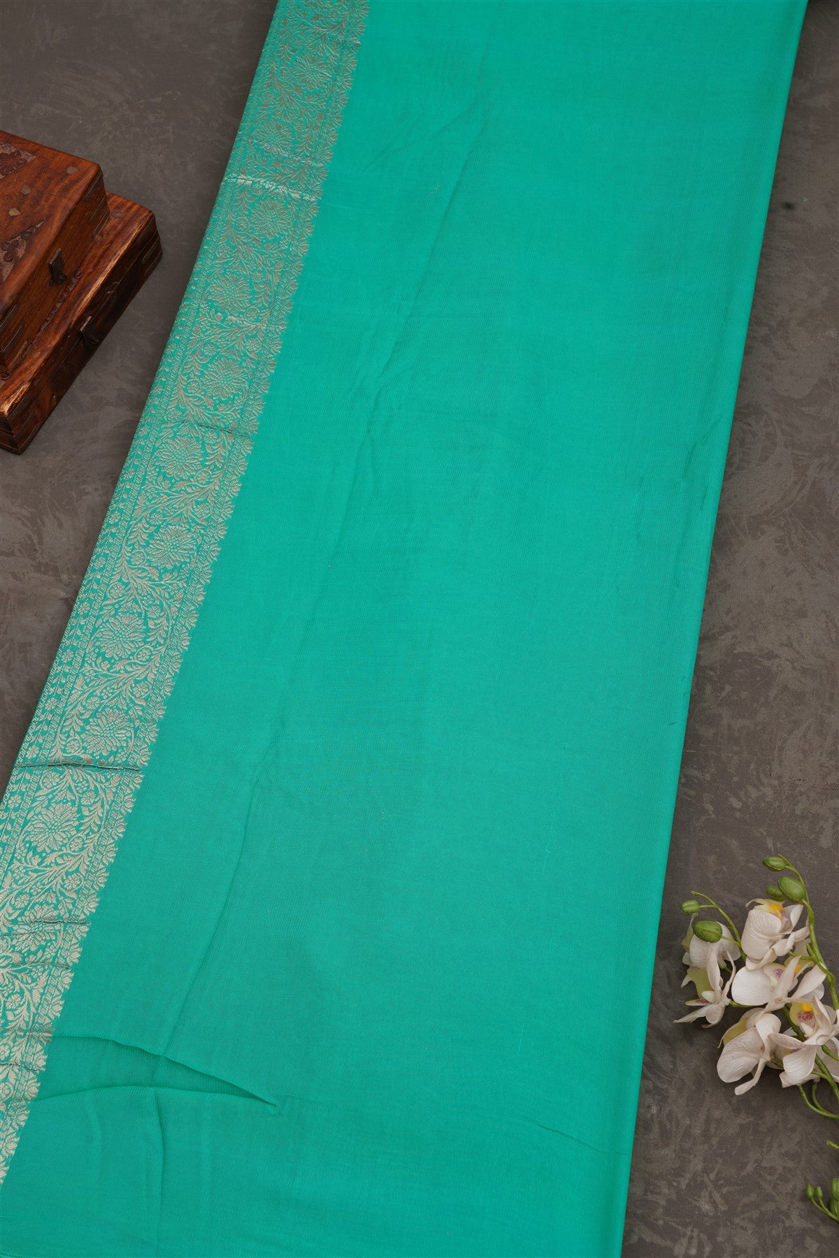 SKU-323561