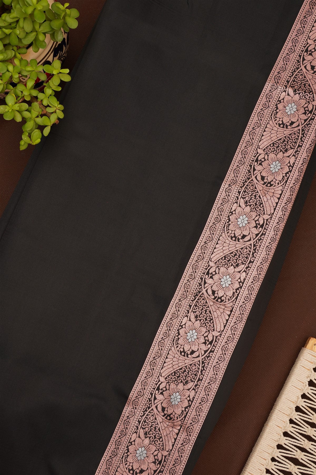 SKU-323588
