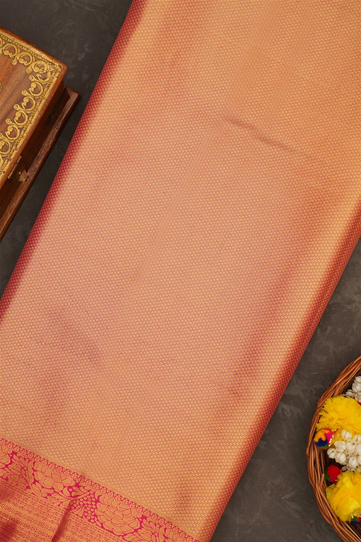 SKU-323995